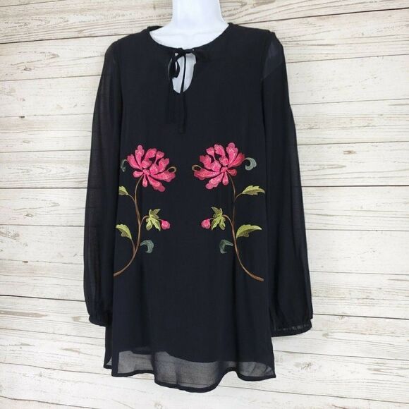 NWT Forever 21 Contemporary Womens Size XS Floral Embroidered Sheer Dress Shirt - Picture 2 of 12